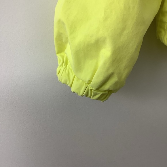 Aritzia Tna Neon yellow overload cargo jacket size small - Picture 10 of 15
